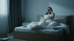 Co dělat, když se v noci probudíte a nemůžete znovu usnout