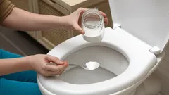 Ucpala se vám toaleta? Tyto tipy vám pomohou rychle problém vyřešit